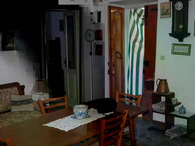 Appartamento in vendita a Podenzana MS