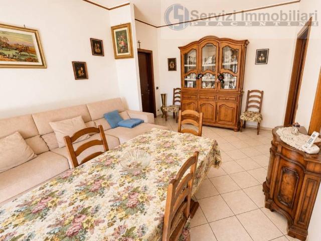 Appartamento in vendita a Podenzano PC