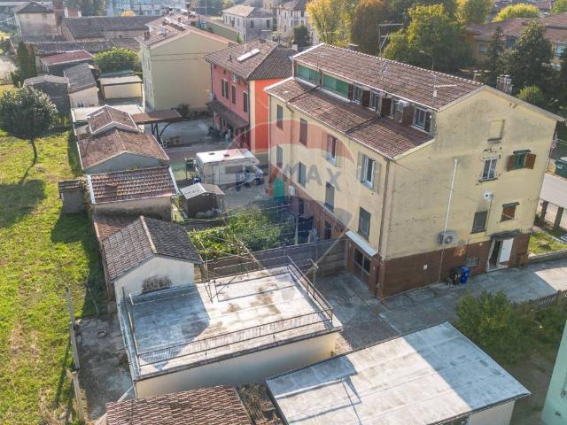 Appartamento in vendita a Polesine Zibello PR