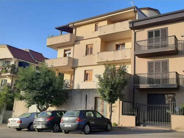 Appartamento in vendita a Polistena RC