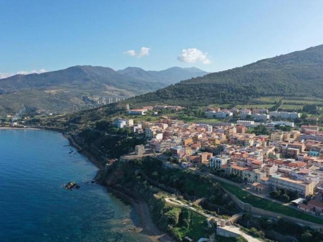 Appartamento in vendita a Pollina PA