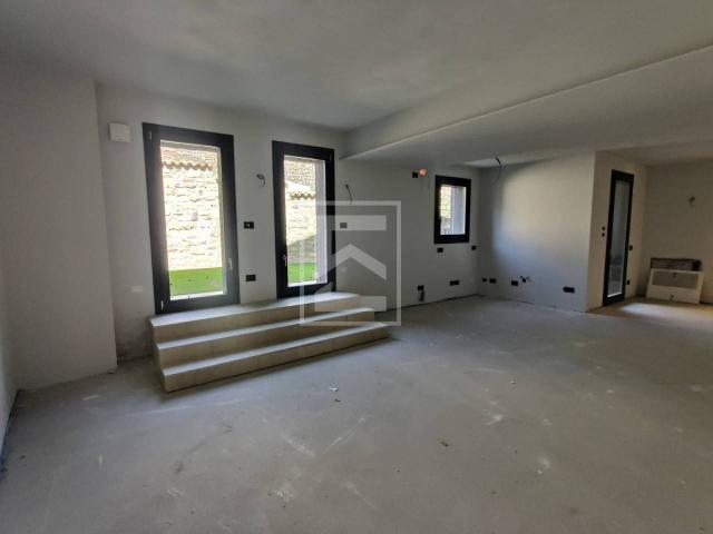 Appartamento in vendita a Polpenazze del Garda