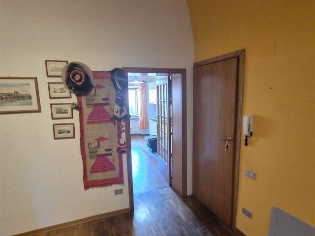 Appartamento in vendita a Pomarance PI