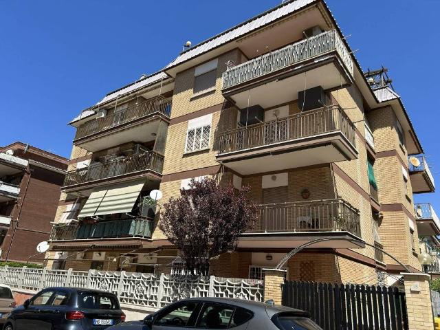 Appartamento in vendita a Pomezia RM