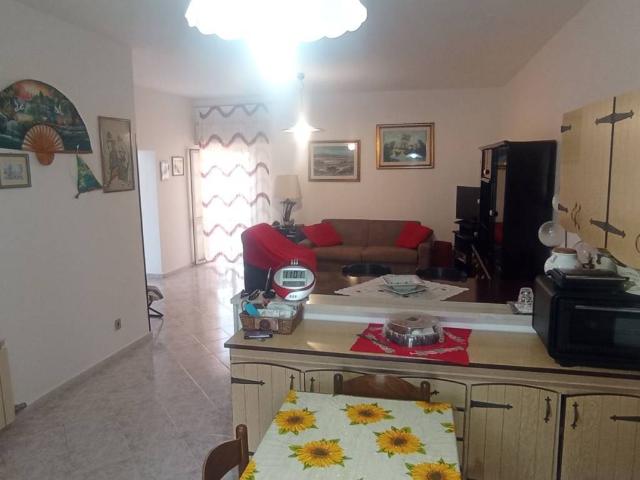 Appartamento in vendita a Pomezia RM