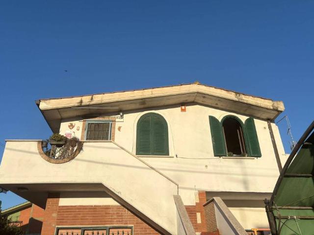 Appartamento in vendita a Pomezia RM