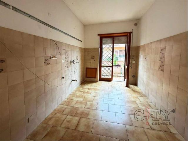 Appartamento in vendita a Pomezia RM