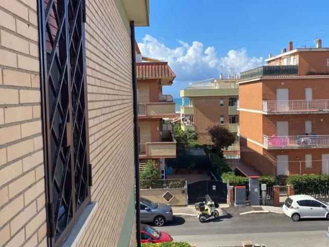 Appartamento in vendita a Pomezia RM