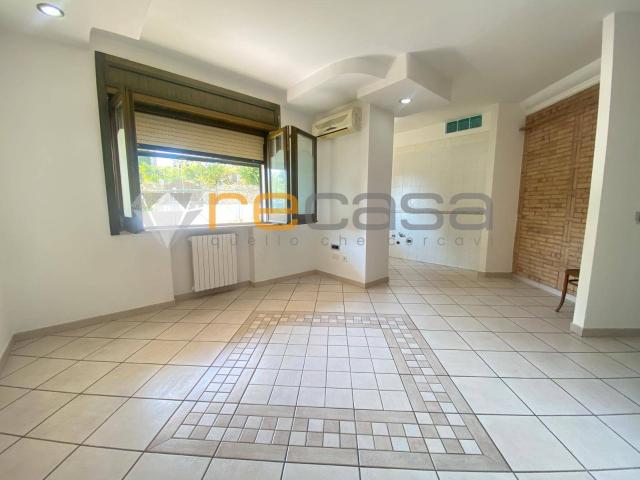 Appartamento in vendita a Pontecagnano Faiano, Pontecagnano