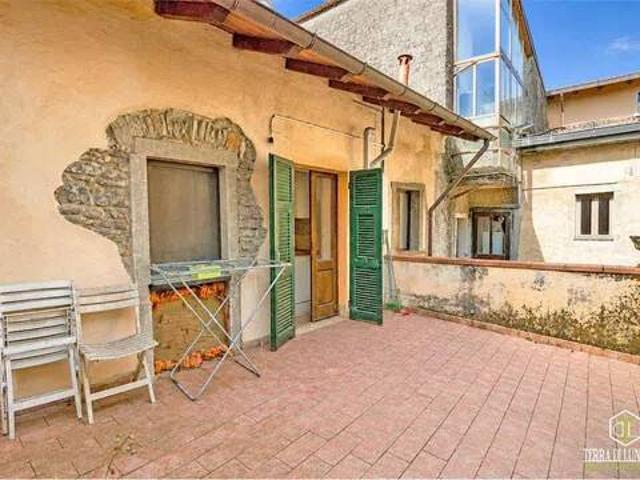 Appartamento in vendita a Pontremoli MS
