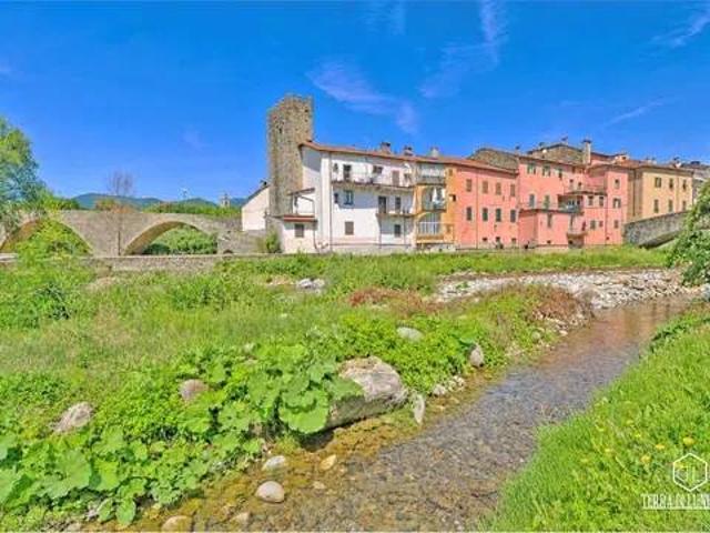 Appartamento in vendita a Pontremoli MS