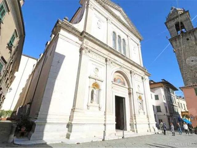 Appartamento in vendita a Pontremoli MS
