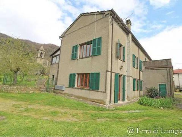 Appartamento in vendita a Pontremoli MS