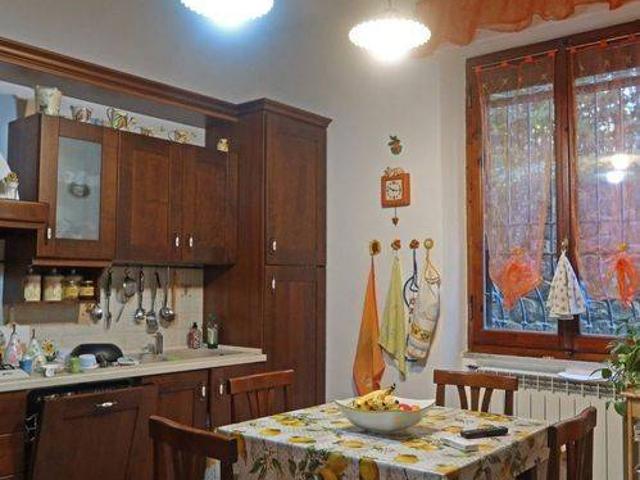 Appartamento in vendita a Pontremoli MS