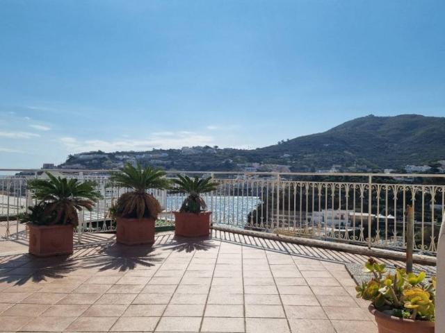 Appartamento in vendita a Ponza LT