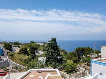 Appartamento in vendita a Ponza LT