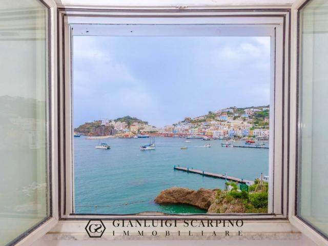 Appartamento in vendita a Ponza LT