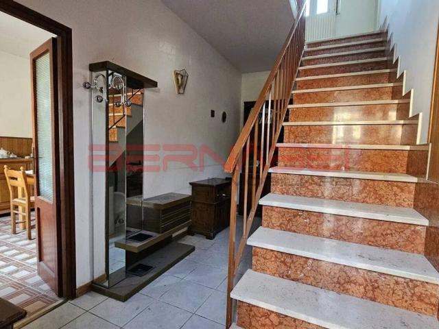Appartamento in vendita a Porano TR