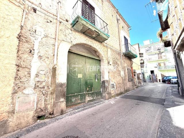 Appartamento in vendita a Portici NA