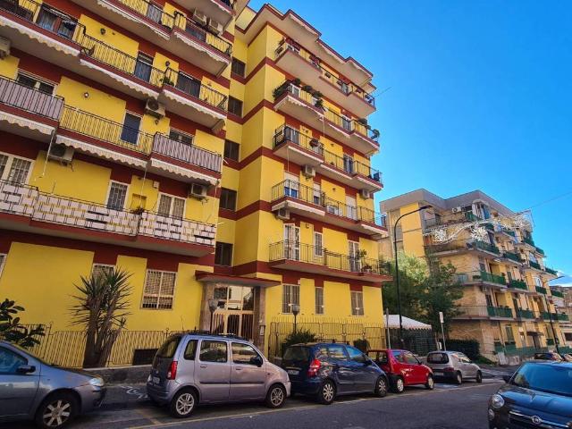 Appartamento in vendita a Portici NA