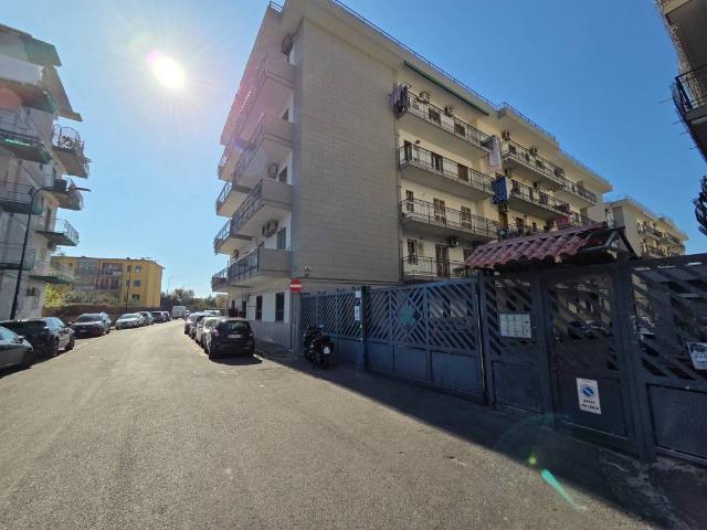 Appartamento in vendita a Portici NA