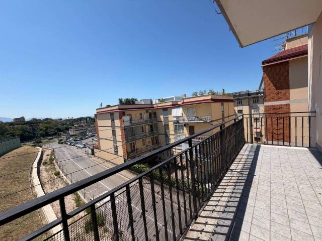 Appartamento in vendita a Portici NA