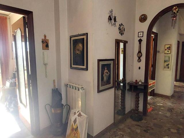 Appartamento in vendita a Portici NA
