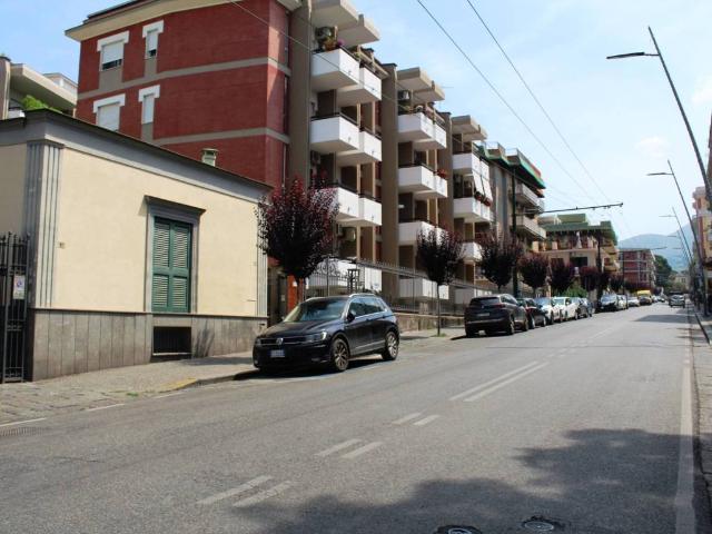 Appartamento in vendita a Portici NA