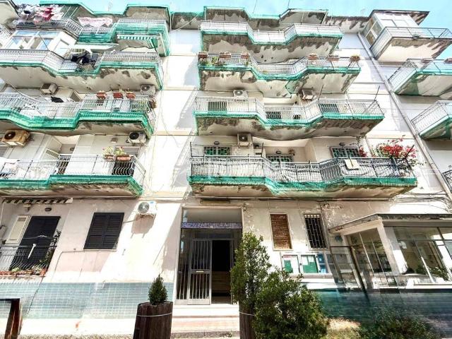 Appartamento in vendita a Portici NA