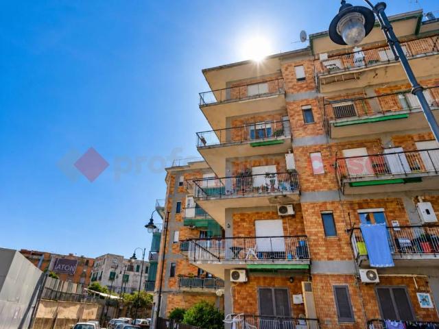 Appartamento in vendita a Portici NA