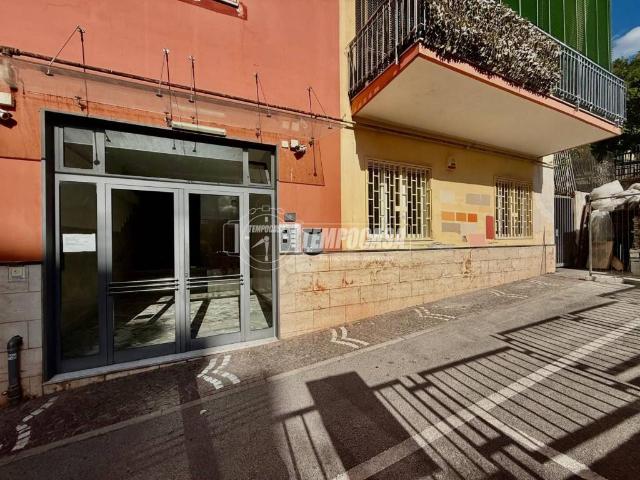 Appartamento in vendita a Portici NA
