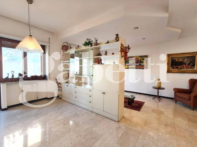 Appartamento in vendita a Portici NA