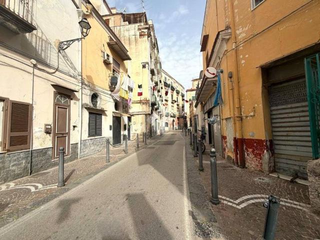 Appartamento in vendita a Portici NA
