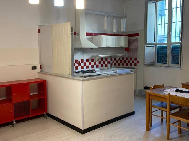 Appartamento in vendita a Portici NA