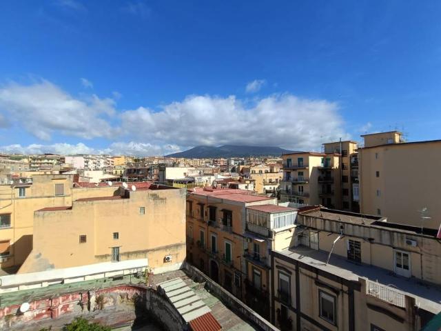 Appartamento in vendita a Portici NA