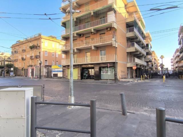 Appartamento in vendita a Portici NA