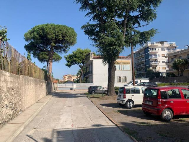 Appartamento in vendita a Portici NA