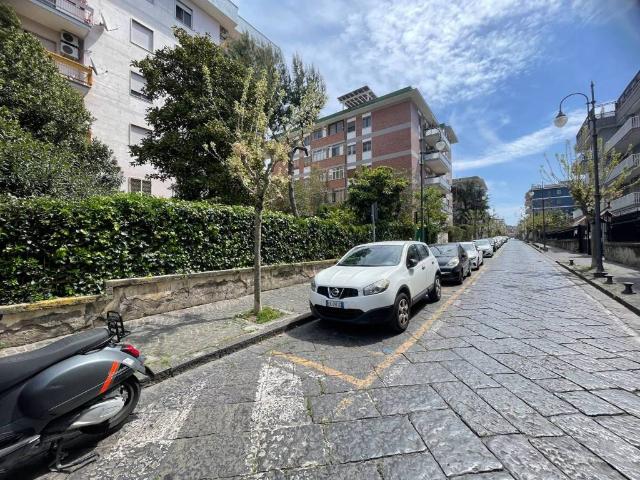 Appartamento in vendita a Portici NA