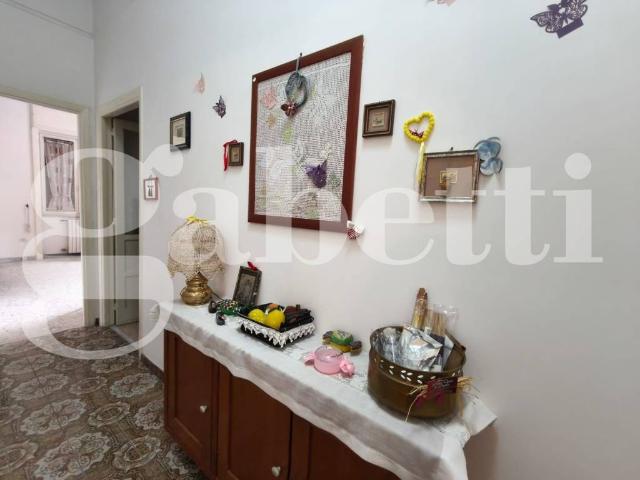 Appartamento in vendita a Portici NA