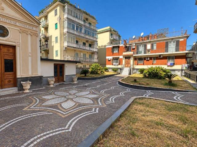 Appartamento in vendita a Portici NA