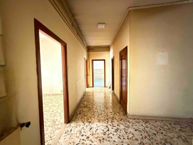 Appartamento in vendita a Portici NA