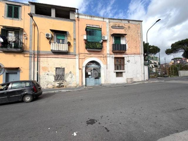 Appartamento in vendita a Portici NA