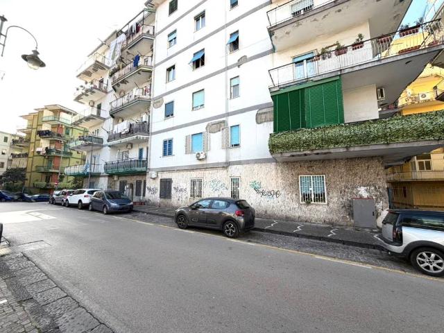 Appartamento in vendita a Portici NA