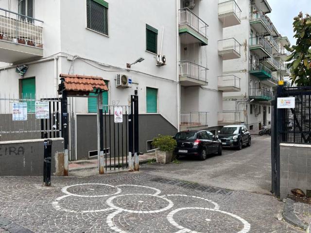 Appartamento in vendita a Portici NA