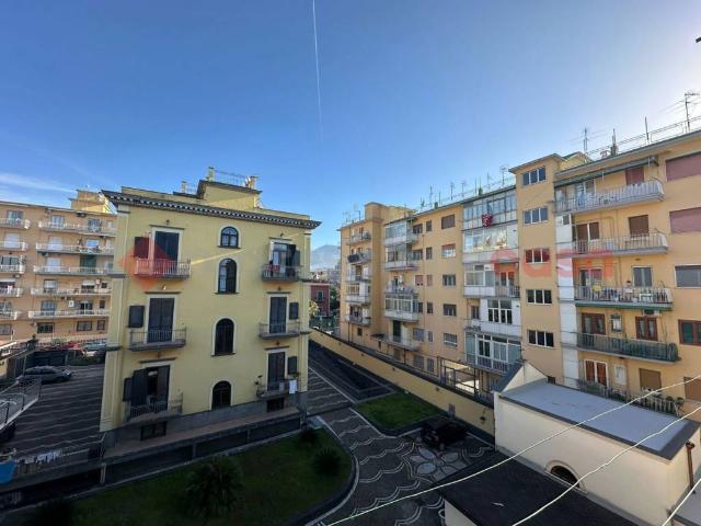 Appartamento in vendita a Portici NA