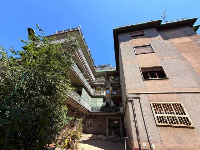 Appartamento in vendita a Portici NA