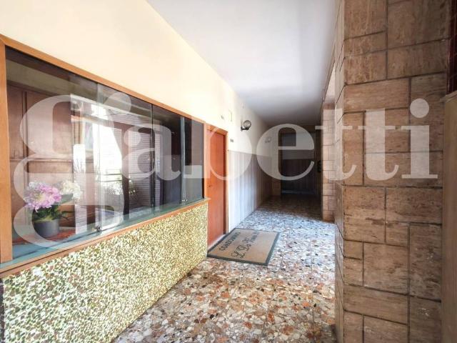 Appartamento in vendita a Portici NA
