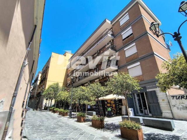 Appartamento in vendita a Portici NA