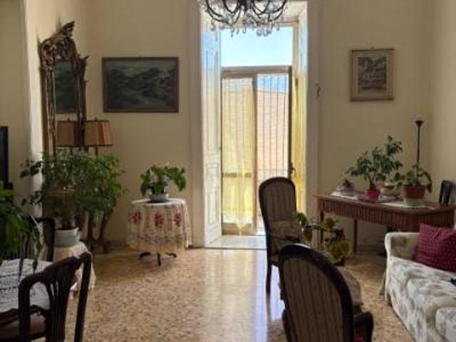 Appartamento in vendita a Portici NA