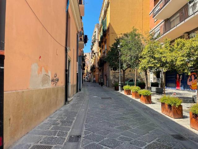 Appartamento in vendita a Portici NA